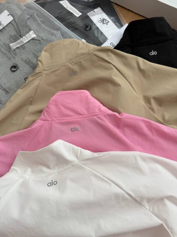 Light zip up jacket - Image 4