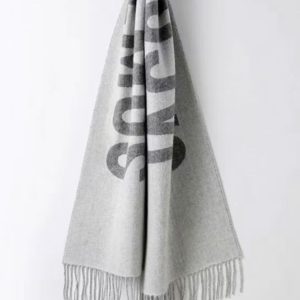 Grey scarf